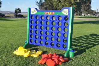 kids-games-giant-connect-four-game-3_grande